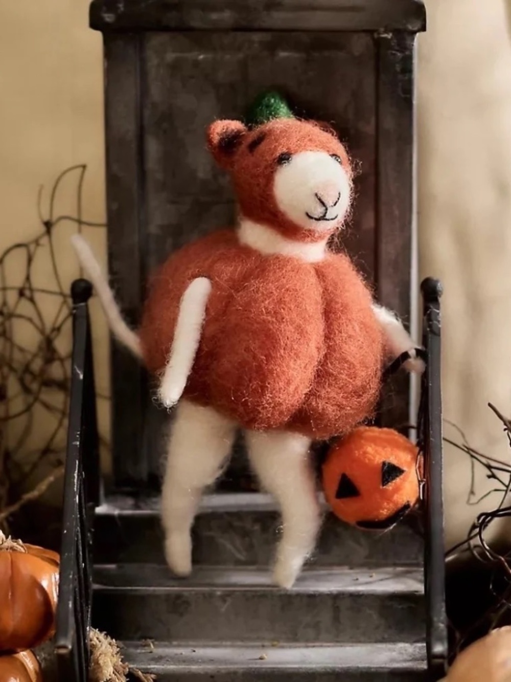 NWT Anthropologie Terrain Pumpkin Felt Cat Halloween Critter